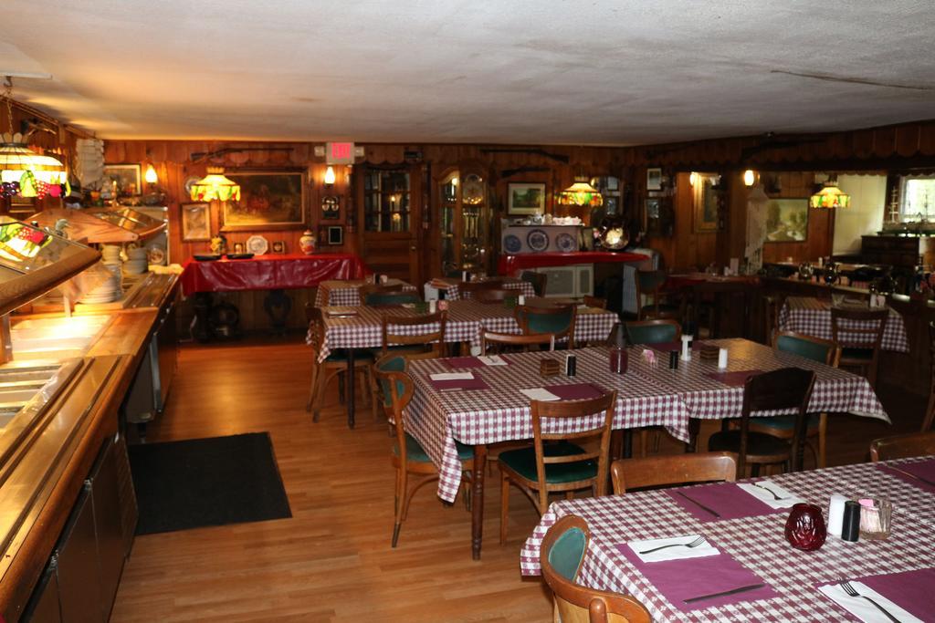 Colonial Inn Pine Hill Exteriör bild